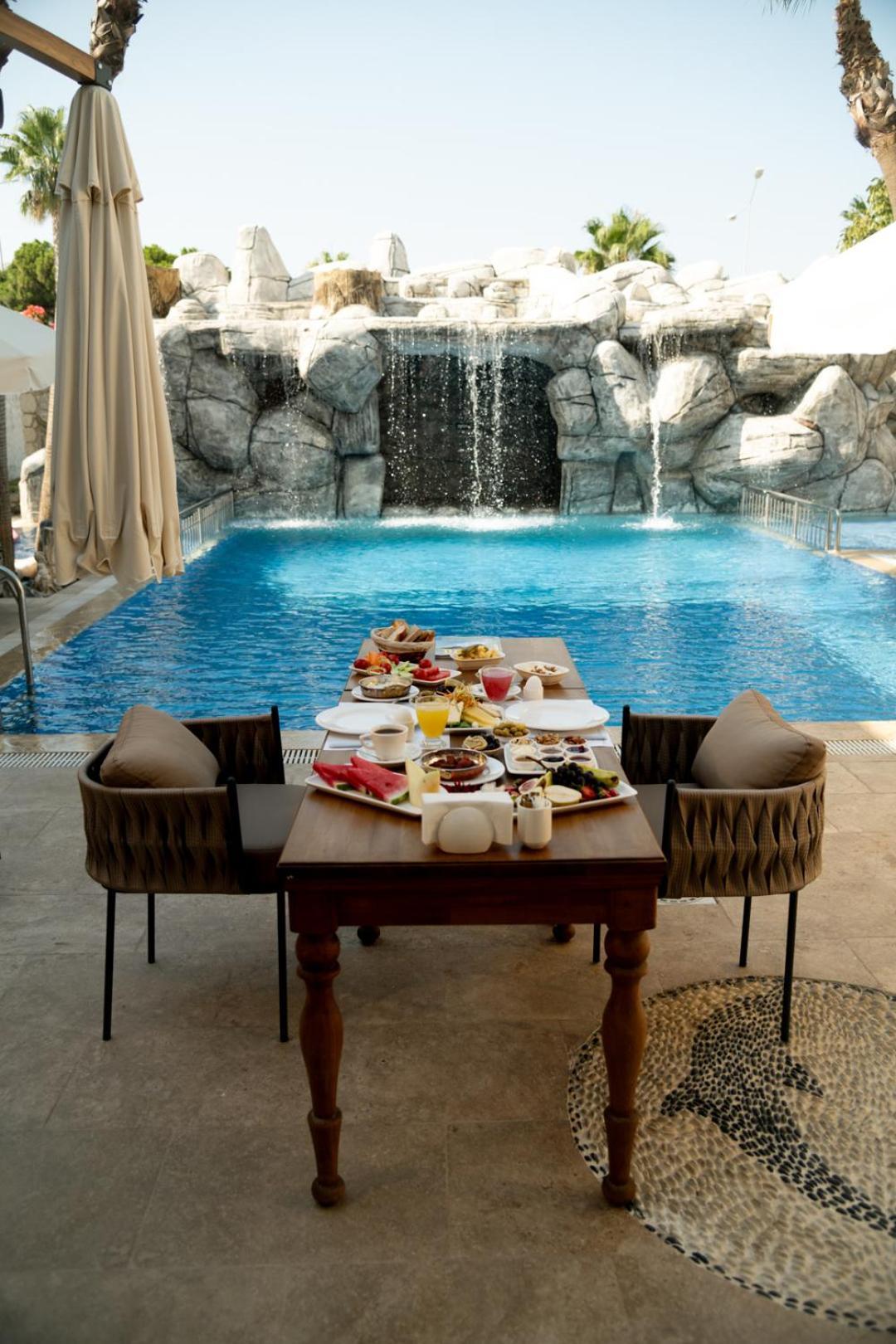 Five Diamonds Hotels Alaçatı Buitenkant foto